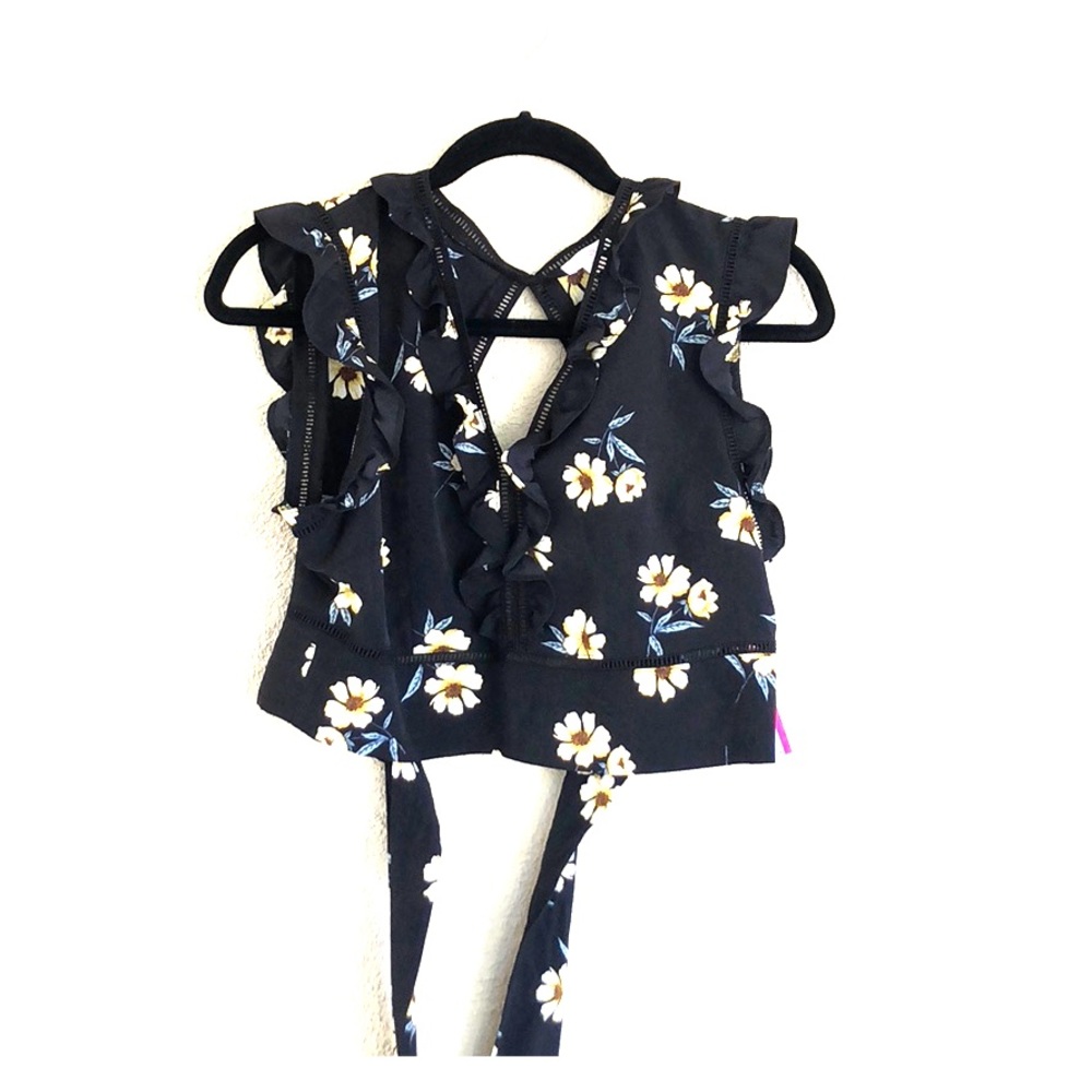 Xhilsratuon daisy frill crop top